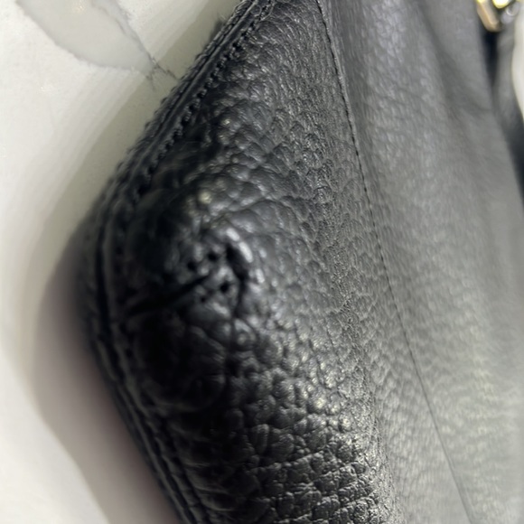 Kate Spade crossbody EUC - very clean inside - Picture 8 of 9